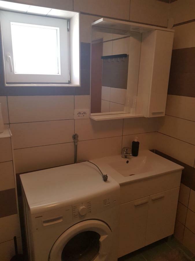 Apartmani Andrej Udbina 外观 照片