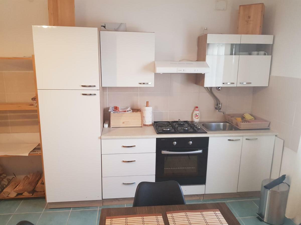 Apartmani Andrej Udbina 外观 照片