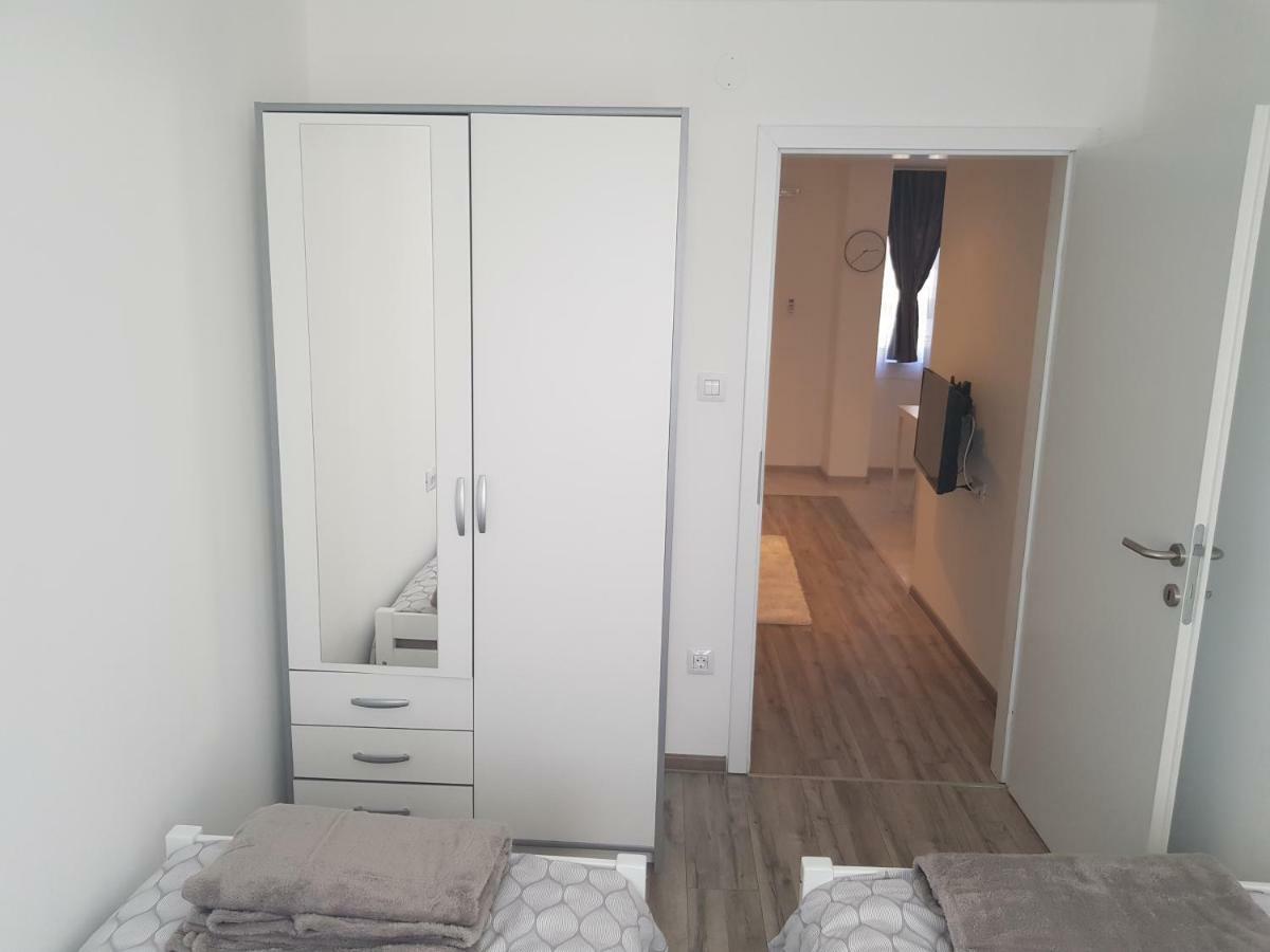 Apartmani Andrej Udbina 外观 照片