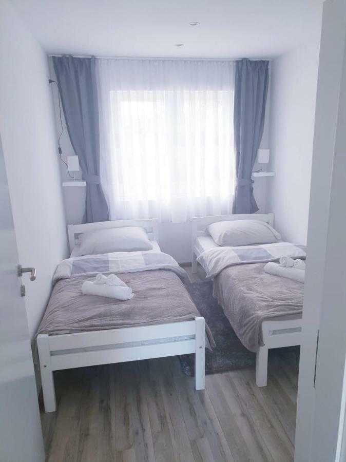 Apartmani Andrej Udbina 外观 照片