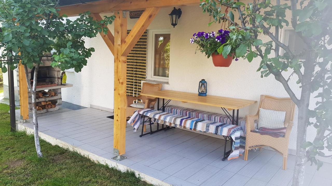 Apartmani Andrej Udbina 外观 照片