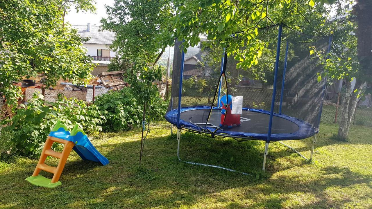 Apartmani Andrej Udbina 外观 照片